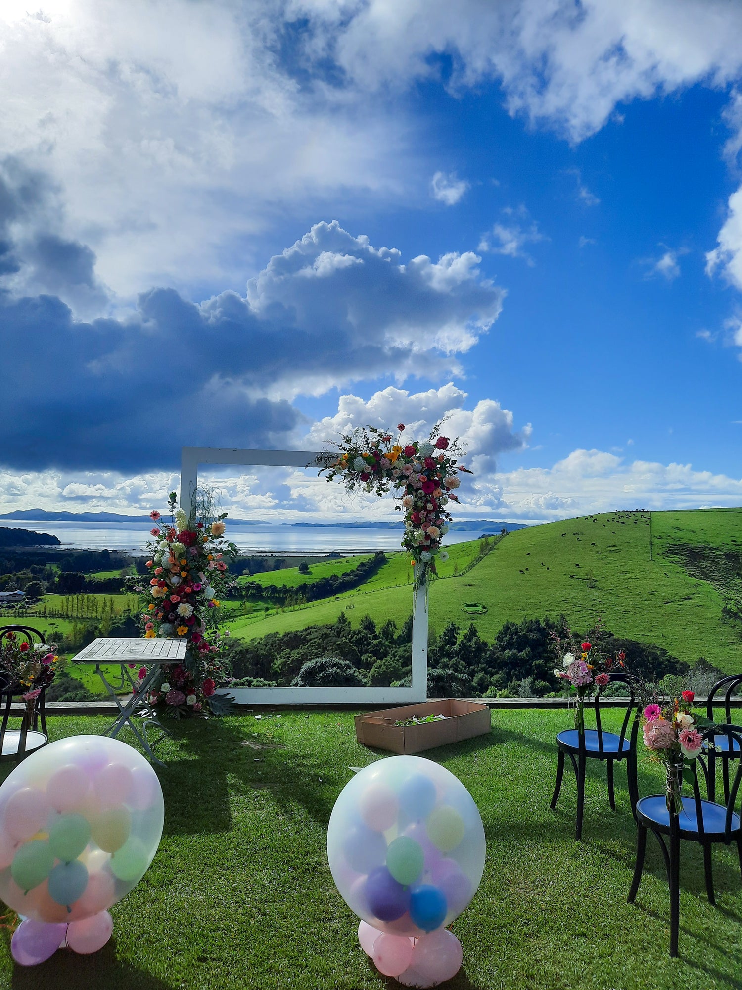 Wedding Flower Arrangements with beautiful sky