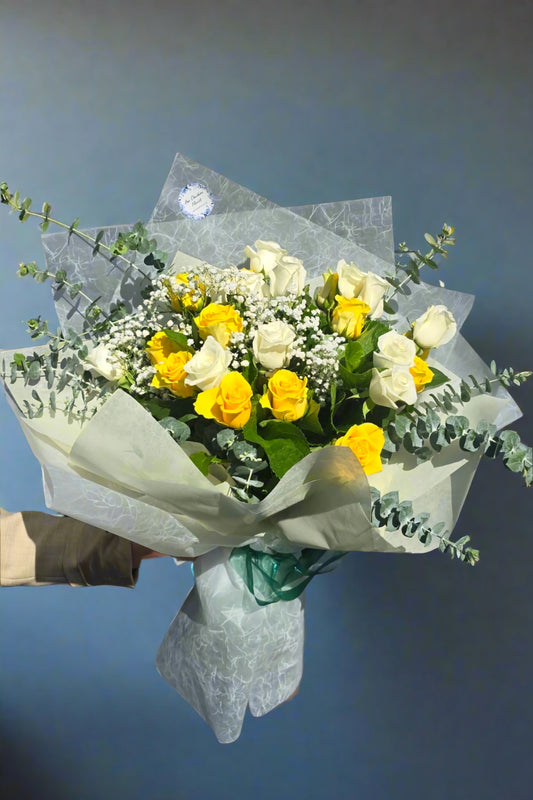 Yellow & White Roses