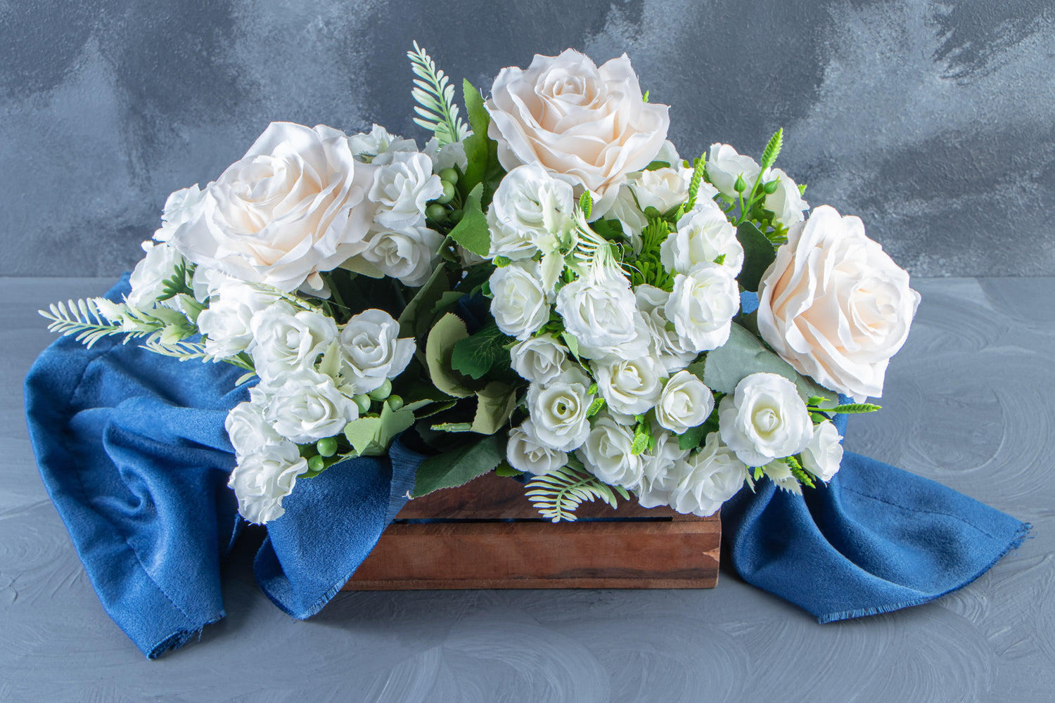 beautiful sympathy flowers